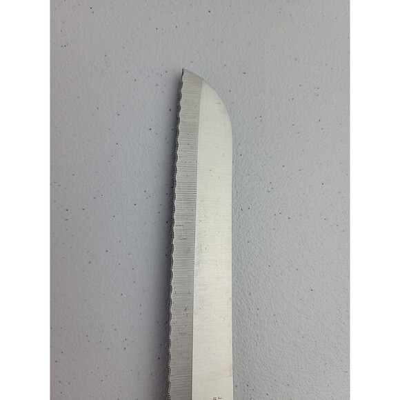 JA Henckels International Everedge Plus 8" BREAD Knife Lot (2) - Picture 4 of 7